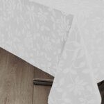 White tablecloth