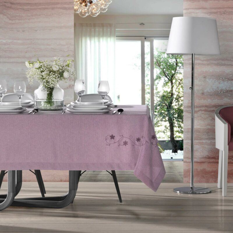 Couvert tablecloth