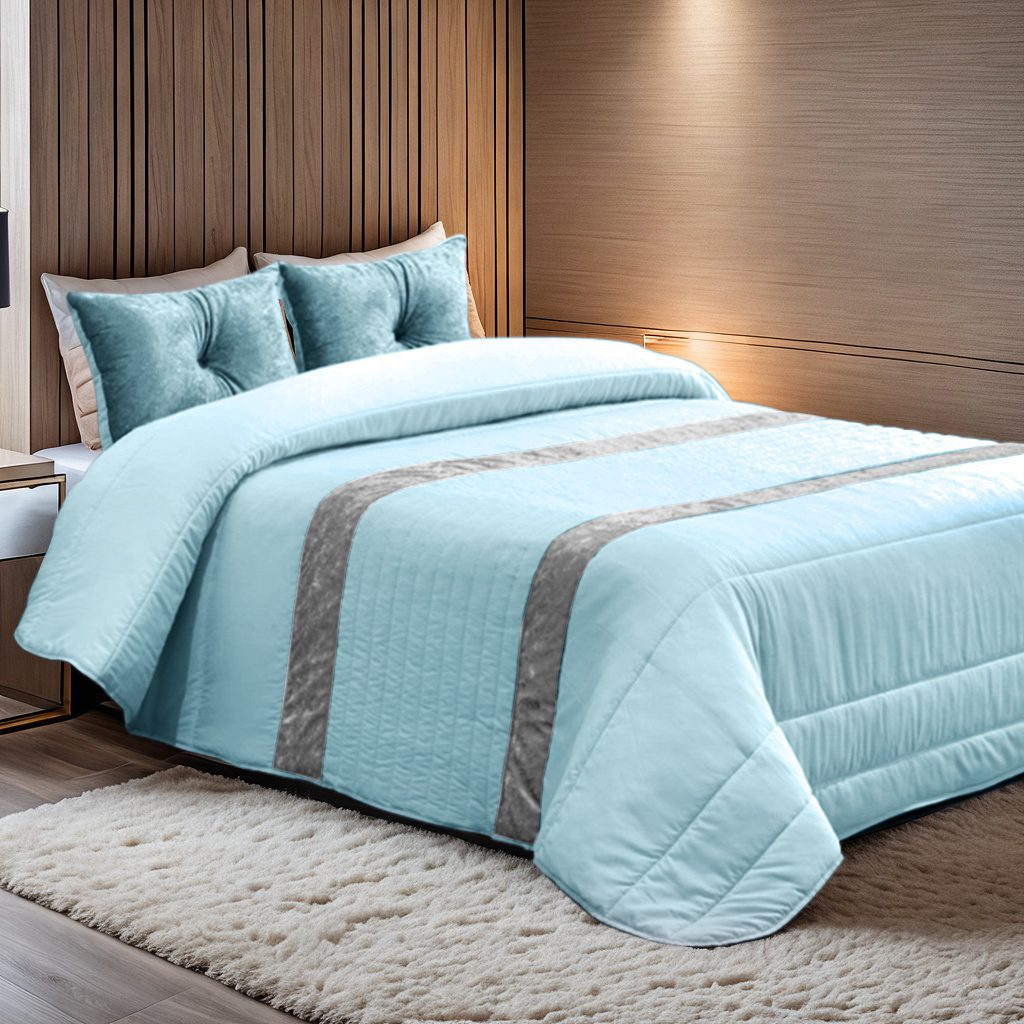 Blue Laurita comforter