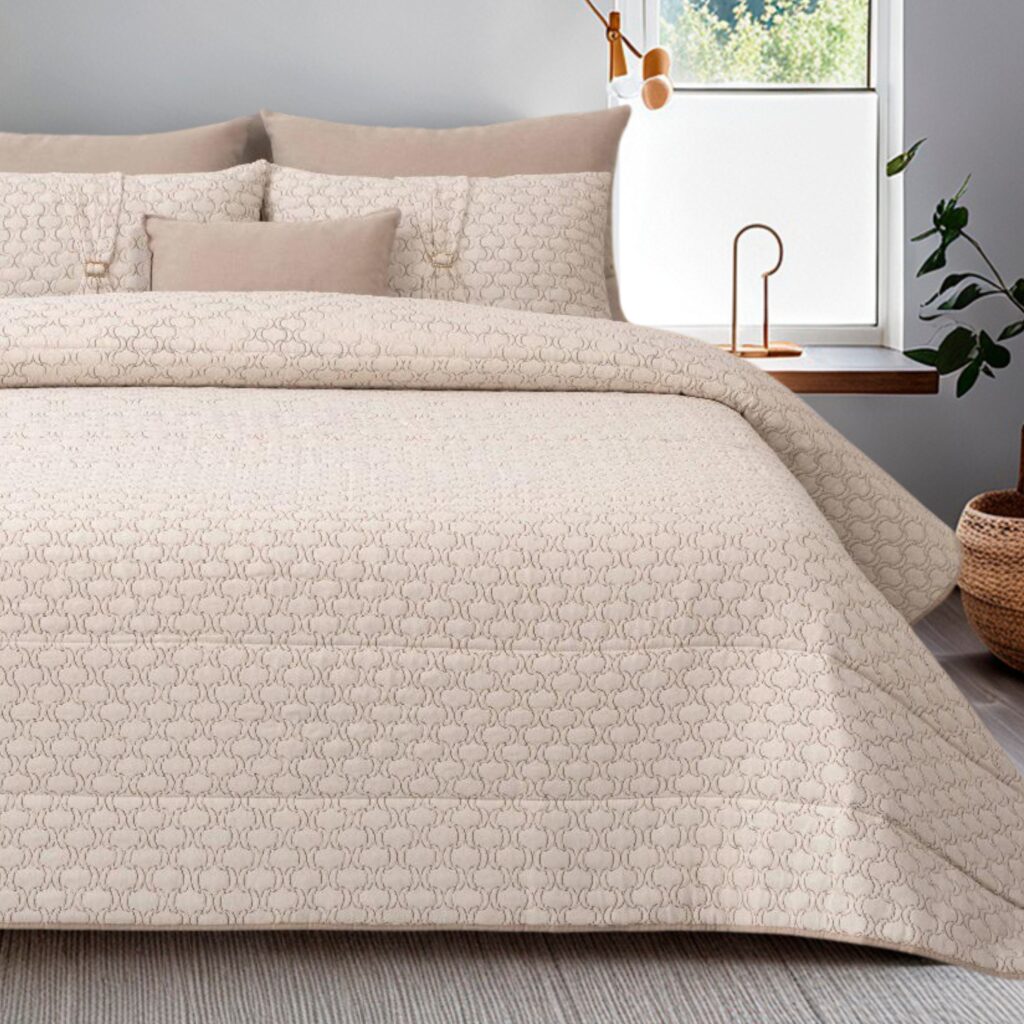 Beige Omar bedspread